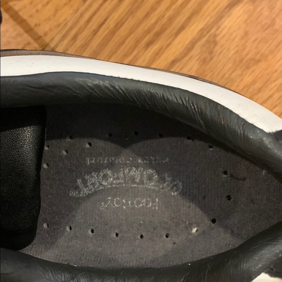 Footjoy golf shoes size 9 1/2 - Picture 3 of 4